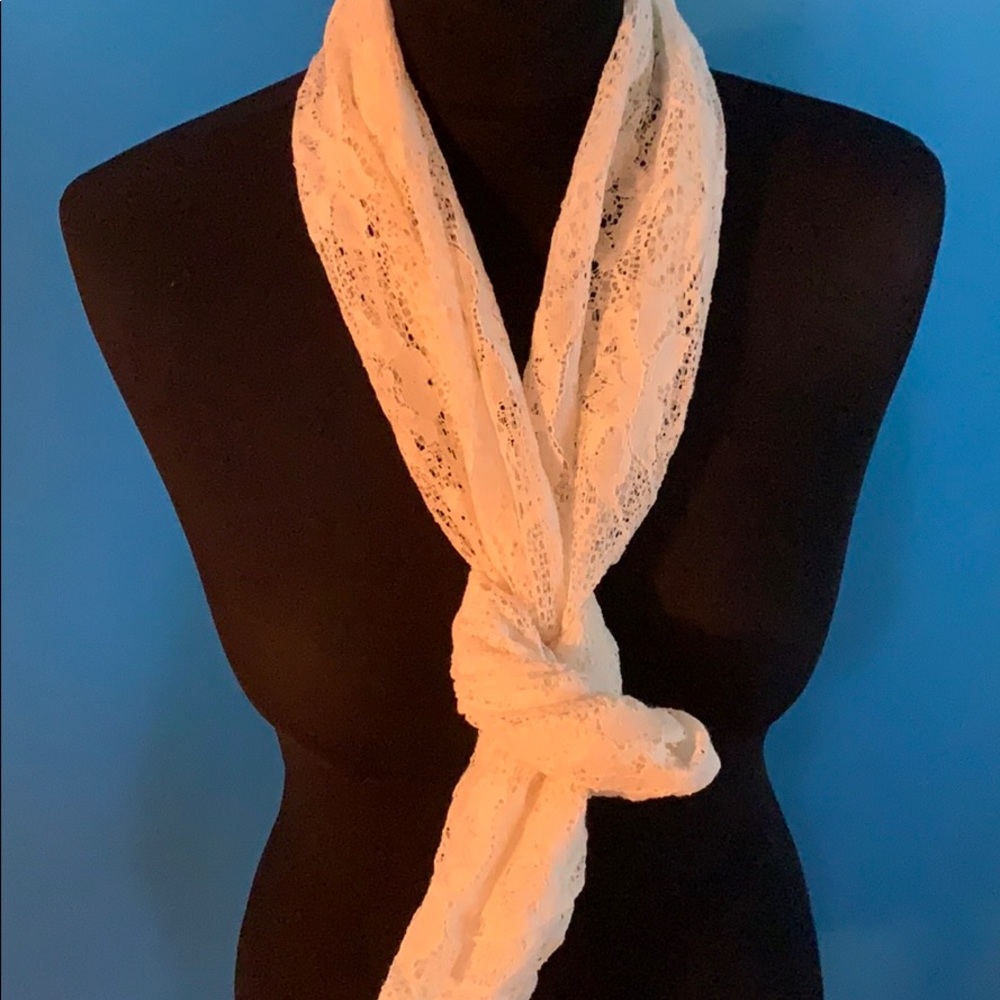 Stylish lace accessory scarf